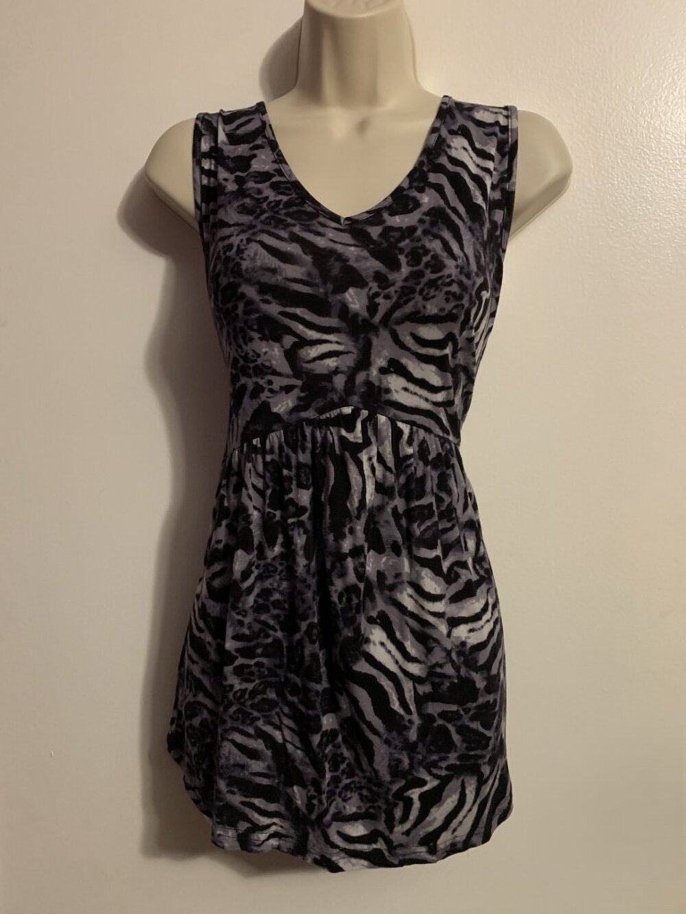 Tencede Women's Zebra Print Sleeveless Blouse Size XL